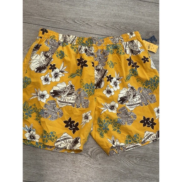 Reyn Spooner Malibuliciou All Over Print Floral Hawaiian 2XL NWT Yellow Summer - Picture 1 of 8